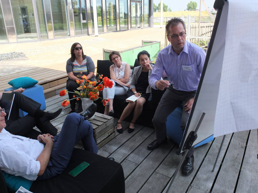roundtable1